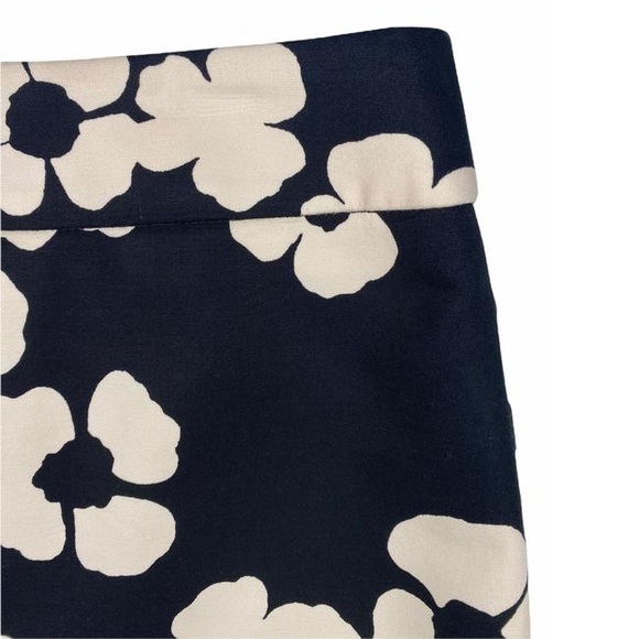 🌼 ANN TATLOR LOFT Blossom Floral Pencil Lined Skirt: Size 14 - Picture 4 of 7